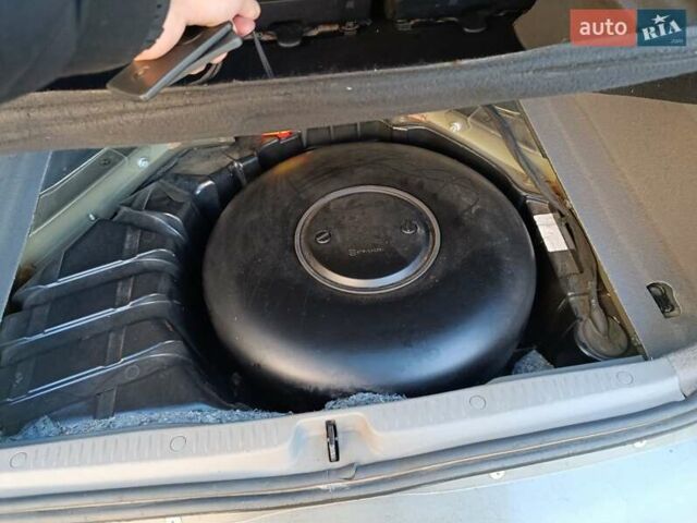 Черный Рено Сценик, объемом двигателя 1.6 л и пробегом 282 тыс. км за 4799 $, фото 14 на Automoto.ua