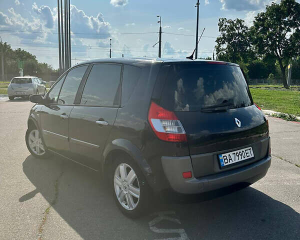 Черный Рено Сценик, объемом двигателя 2 л и пробегом 189 тыс. км за 4700 $, фото 10 на Automoto.ua