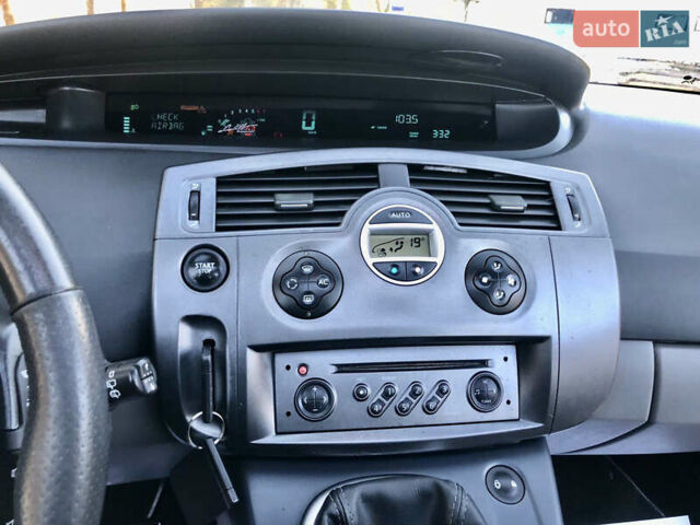 Чорний Рено Сценік, об'ємом двигуна 1.6 л та пробігом 230 тис. км за 4550 $, фото 41 на Automoto.ua