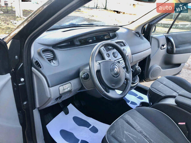 Чорний Рено Сценік, об'ємом двигуна 1.6 л та пробігом 230 тис. км за 4550 $, фото 23 на Automoto.ua