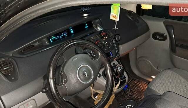 Черный Рено Сценик, объемом двигателя 1.6 л и пробегом 250 тыс. км за 3900 $, фото 3 на Automoto.ua