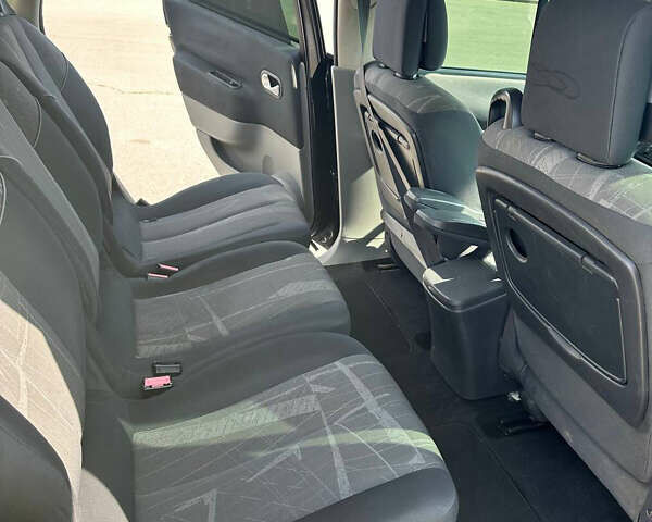 Черный Рено Сценик, объемом двигателя 2 л и пробегом 189 тыс. км за 4700 $, фото 35 на Automoto.ua