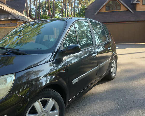 Чорний Рено Сценік, об'ємом двигуна 1.6 л та пробігом 260 тис. км за 4499 $, фото 1 на Automoto.ua