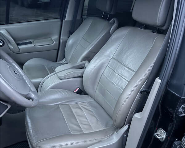 Черный Рено Сценик, объемом двигателя 1.99 л и пробегом 310 тыс. км за 4600 $, фото 26 на Automoto.ua