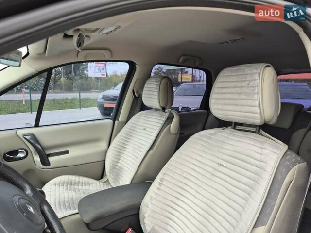 Черный Рено Сценик, объемом двигателя 1.6 л и пробегом 211 тыс. км за 4900 $, фото 10 на Automoto.ua