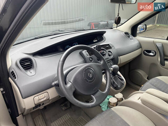 Чорний Рено Сценік, об'ємом двигуна 1.6 л та пробігом 200 тис. км за 5600 $, фото 6 на Automoto.ua