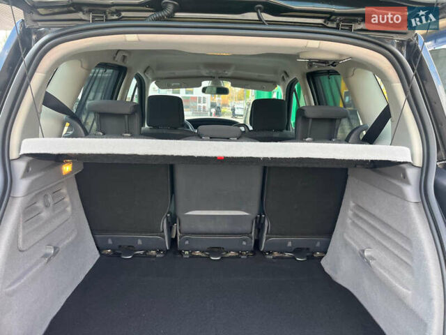 Черный Рено Сценик, объемом двигателя 1.6 л и пробегом 192 тыс. км за 5300 $, фото 23 на Automoto.ua