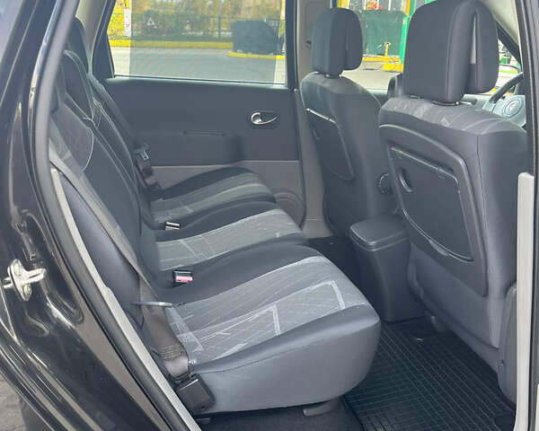 Черный Рено Сценик, объемом двигателя 1.6 л и пробегом 192 тыс. км за 5300 $, фото 21 на Automoto.ua