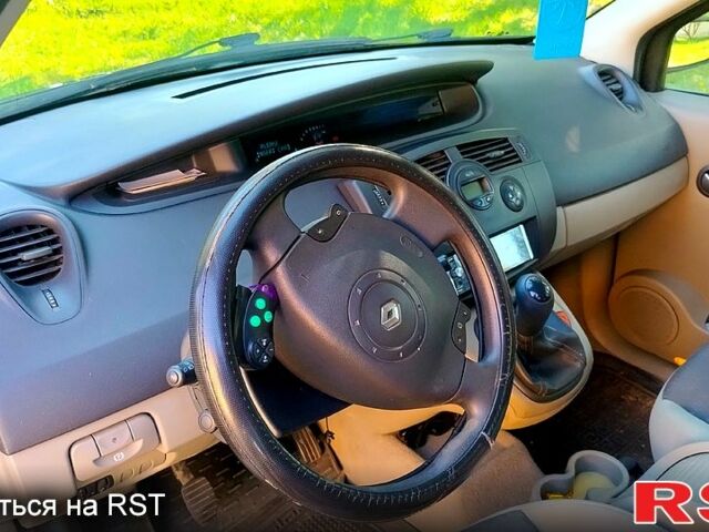 Чорний Рено Сценік, об'ємом двигуна 1.6 л та пробігом 264 тис. км за 4600 $, фото 5 на Automoto.ua