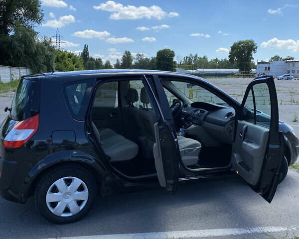 Черный Рено Сценик, объемом двигателя 1.6 л и пробегом 222 тыс. км за 5900 $, фото 2 на Automoto.ua