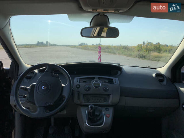 Черный Рено Сценик, объемом двигателя 1.6 л и пробегом 340 тыс. км за 4999 $, фото 9 на Automoto.ua