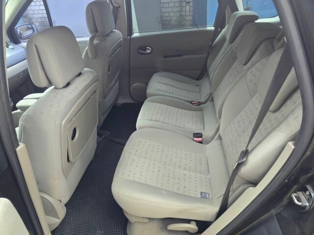 Черный Рено Сценик, объемом двигателя 1.6 л и пробегом 182 тыс. км за 4999 $, фото 11 на Automoto.ua