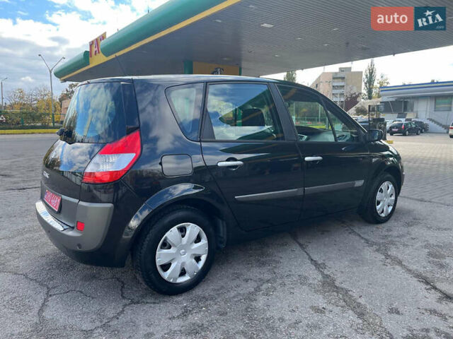 Черный Рено Сценик, объемом двигателя 1.6 л и пробегом 192 тыс. км за 5300 $, фото 12 на Automoto.ua