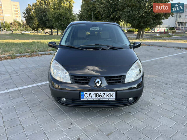 Черный Рено Сценик, объемом двигателя 1.6 л и пробегом 240 тыс. км за 5600 $, фото 1 на Automoto.ua
