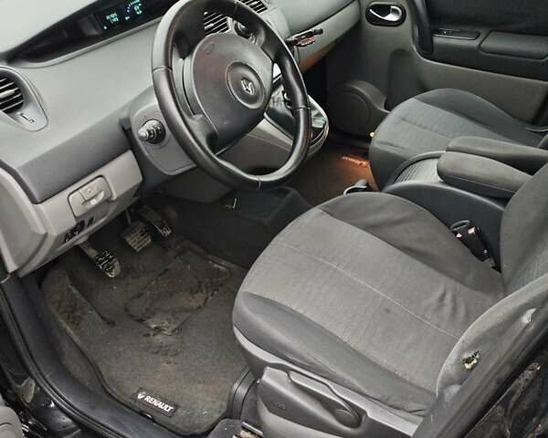 Черный Рено Сценик, объемом двигателя 1.6 л и пробегом 222 тыс. км за 5300 $, фото 17 на Automoto.ua