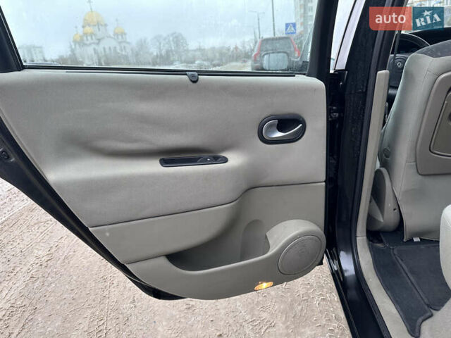Черный Рено Сценик, объемом двигателя 1.6 л и пробегом 209 тыс. км за 3900 $, фото 16 на Automoto.ua