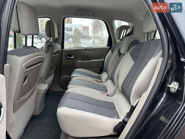 Черный Рено Сценик, объемом двигателя 1.6 л и пробегом 209 тыс. км за 3900 $, фото 18 на Automoto.ua