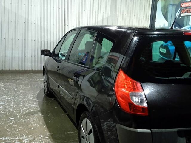 Черный Рено Сценик, объемом двигателя 2 л и пробегом 258 тыс. км за 4650 $, фото 8 на Automoto.ua