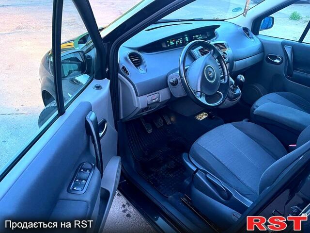 Черный Рено Сценик, объемом двигателя 1.6 л и пробегом 281 тыс. км за 5900 $, фото 5 на Automoto.ua