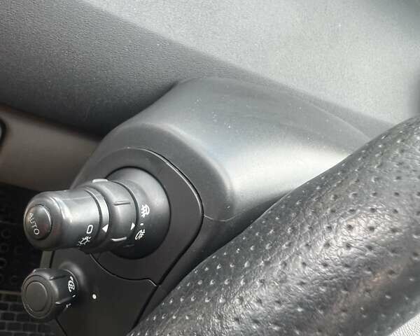 Черный Рено Сценик, объемом двигателя 1.6 л и пробегом 205 тыс. км за 5100 $, фото 8 на Automoto.ua