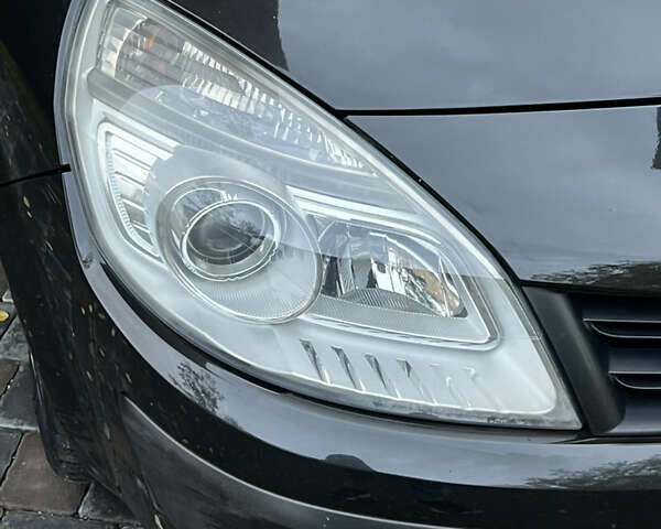 Черный Рено Сценик, объемом двигателя 1.9 л и пробегом 240 тыс. км за 6500 $, фото 17 на Automoto.ua