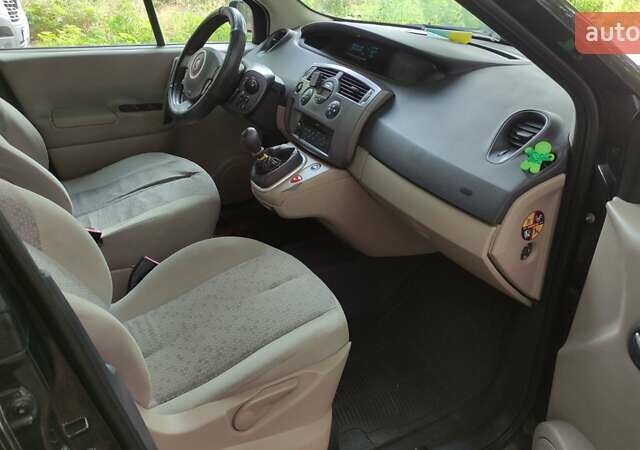 Черный Рено Сценик, объемом двигателя 1.5 л и пробегом 338 тыс. км за 4700 $, фото 12 на Automoto.ua