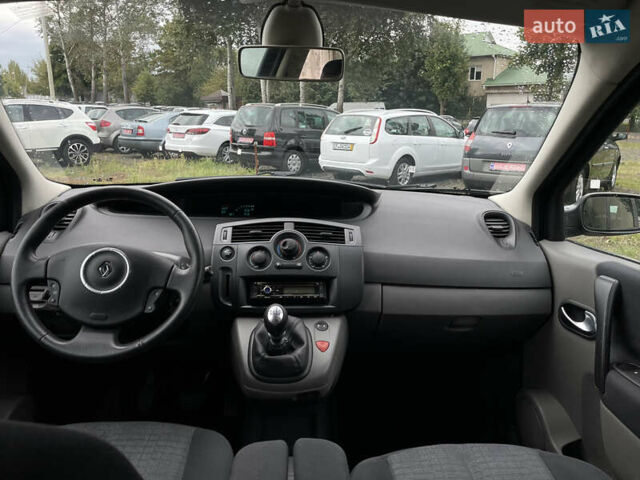 Чорний Рено Сценік, об'ємом двигуна 1.6 л та пробігом 191 тис. км за 5350 $, фото 12 на Automoto.ua