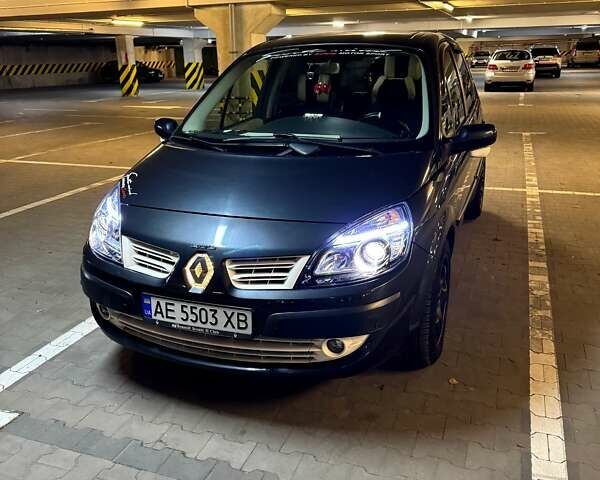 Чорний Рено Сценік, об'ємом двигуна 1.6 л та пробігом 210 тис. км за 7000 $, фото 1 на Automoto.ua