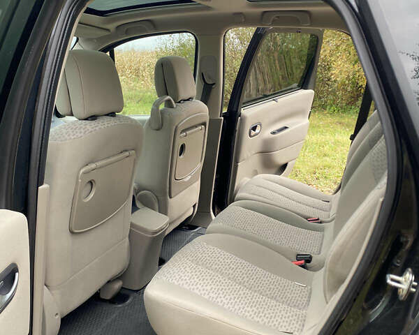 Чорний Рено Сценік, об'ємом двигуна 1.6 л та пробігом 226 тис. км за 5500 $, фото 11 на Automoto.ua