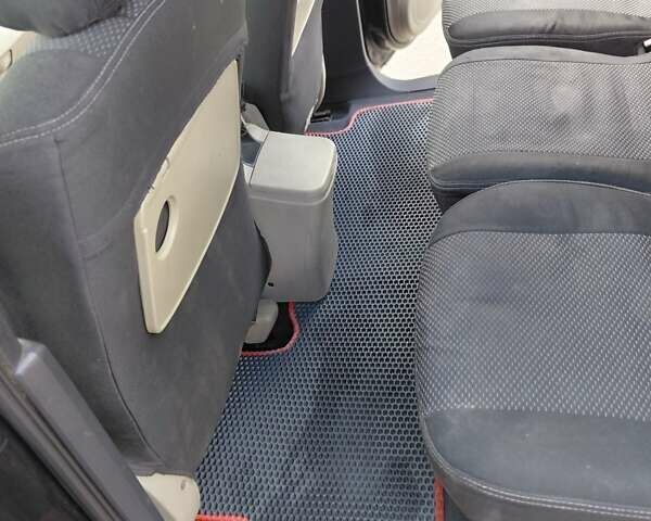 Черный Рено Сценик, объемом двигателя 1.46 л и пробегом 230 тыс. км за 4800 $, фото 23 на Automoto.ua