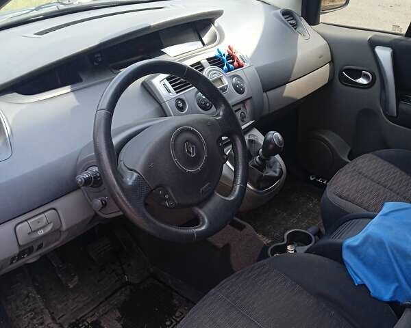 Черный Рено Сценик, объемом двигателя 1.6 л и пробегом 178 тыс. км за 5800 $, фото 4 на Automoto.ua