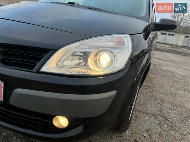 Черный Рено Сценик, объемом двигателя 1.6 л и пробегом 162 тыс. км за 5800 $, фото 14 на Automoto.ua