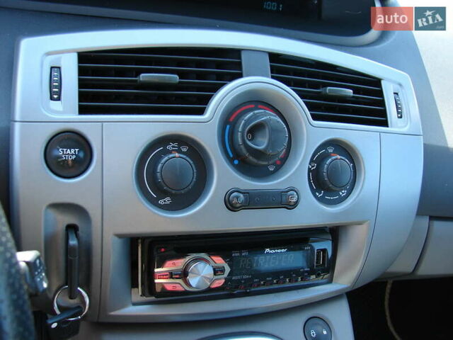 Черный Рено Сценик, объемом двигателя 1.5 л и пробегом 194 тыс. км за 4600 $, фото 18 на Automoto.ua