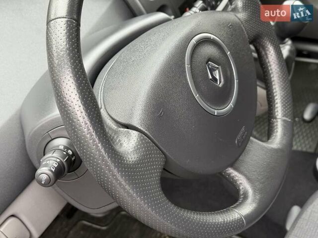 Черный Рено Сценик, объемом двигателя 1.6 л и пробегом 212 тыс. км за 5800 $, фото 21 на Automoto.ua