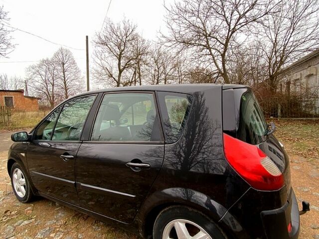 Черный Рено Сценик, объемом двигателя 1.6 л и пробегом 240 тыс. км за 4900 $, фото 2 на Automoto.ua