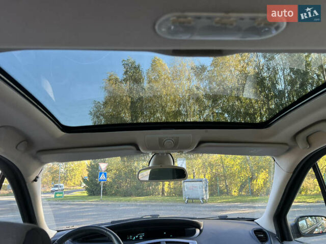 Чорний Рено Сценік, об'ємом двигуна 1.6 л та пробігом 190 тис. км за 5700 $, фото 14 на Automoto.ua