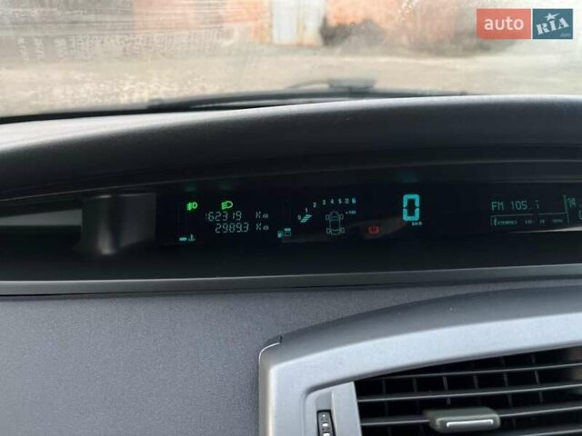 Черный Рено Сценик, объемом двигателя 1.6 л и пробегом 162 тыс. км за 5800 $, фото 19 на Automoto.ua