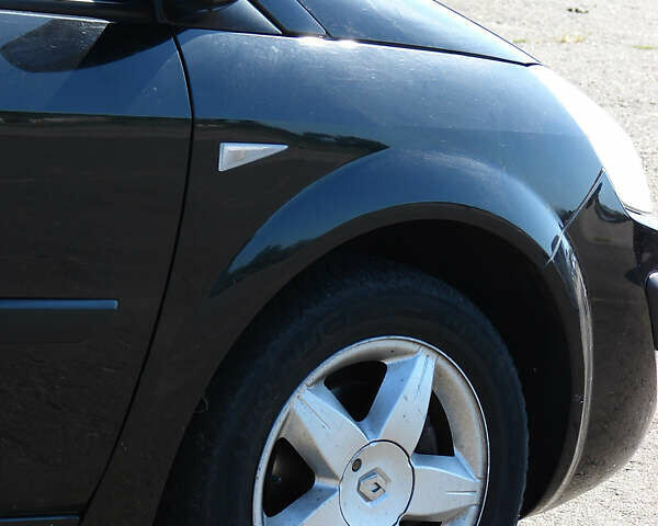 Черный Рено Сценик, объемом двигателя 1.5 л и пробегом 194 тыс. км за 4600 $, фото 8 на Automoto.ua