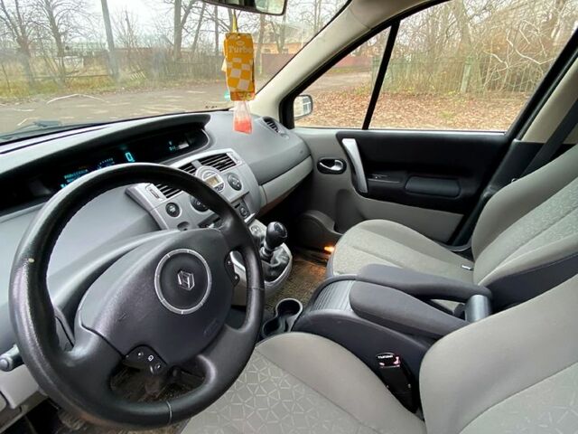 Черный Рено Сценик, объемом двигателя 1.6 л и пробегом 240 тыс. км за 4900 $, фото 8 на Automoto.ua