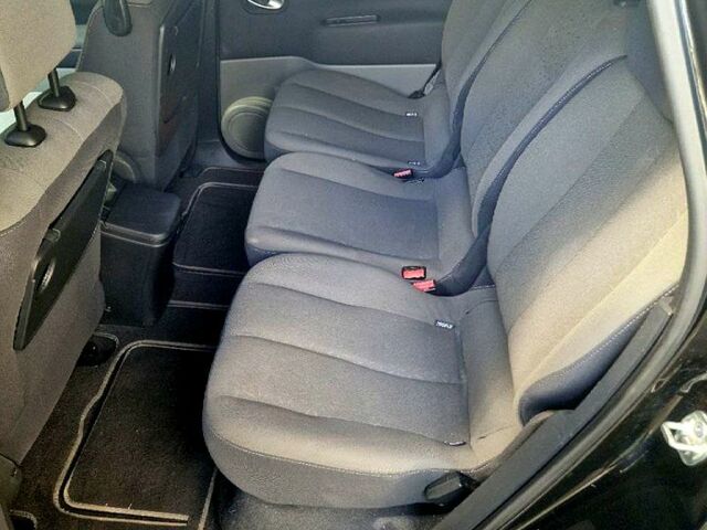 Черный Рено Сценик, объемом двигателя 1.6 л и пробегом 209 тыс. км за 5000 $, фото 8 на Automoto.ua