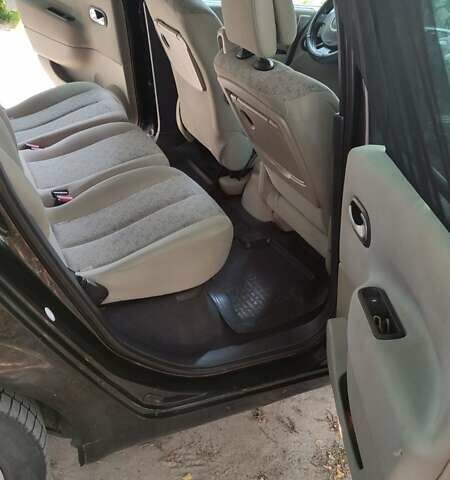 Черный Рено Сценик, объемом двигателя 1.5 л и пробегом 338 тыс. км за 4700 $, фото 1 на Automoto.ua