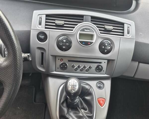 Рено Сценик 2007 в Луцке на Automoto.ua Черный Рено Сценик, объемом двигателя 1.6 л и пробегом 161 тыс. км за 5100 $, фото 17 на Automoto.ua