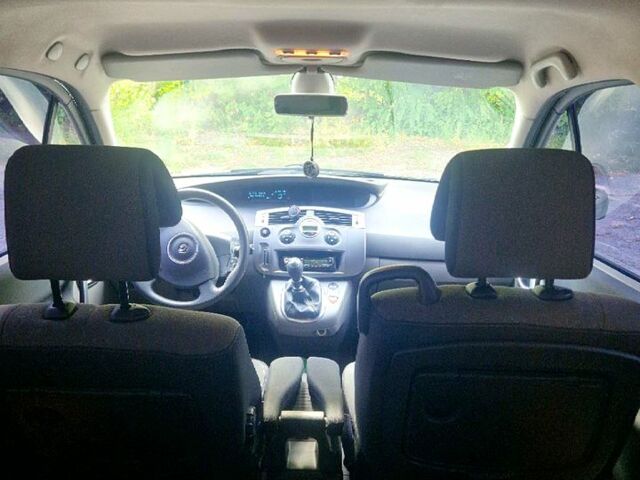 Черный Рено Сценик, объемом двигателя 1.6 л и пробегом 209 тыс. км за 5000 $, фото 7 на Automoto.ua