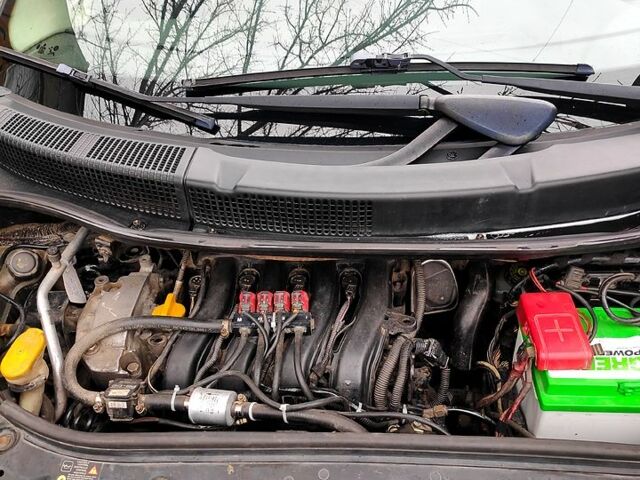 Чорний Рено Сценік, об'ємом двигуна 1.6 л та пробігом 293 тис. км за 4900 $, фото 6 на Automoto.ua