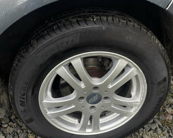 Чорний Рено Сценік, об'ємом двигуна 1.6 л та пробігом 191 тис. км за 5350 $, фото 2 на Automoto.ua