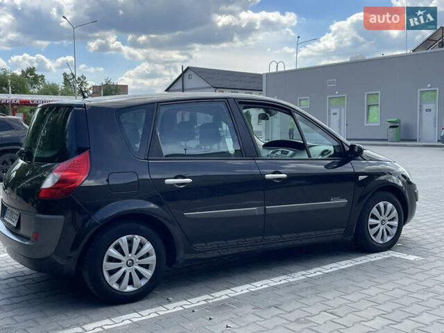 Черный Рено Сценик, объемом двигателя 1.6 л и пробегом 200 тыс. км за 5500 $, фото 3 на Automoto.ua