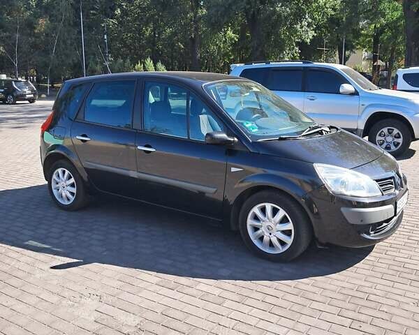 Черный Рено Сценик, объемом двигателя 1.6 л и пробегом 183 тыс. км за 6300 $, фото 7 на Automoto.ua
