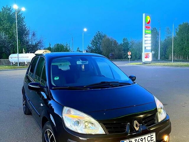 Черный Рено Сценик, объемом двигателя 1.6 л и пробегом 284 тыс. км за 5500 $, фото 3 на Automoto.ua