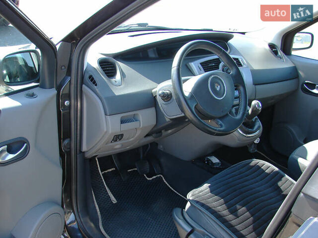 Черный Рено Сценик, объемом двигателя 1.5 л и пробегом 194 тыс. км за 4600 $, фото 11 на Automoto.ua