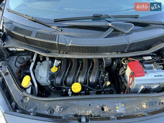 Чорний Рено Сценік, об'ємом двигуна 1.6 л та пробігом 190 тис. км за 5700 $, фото 19 на Automoto.ua